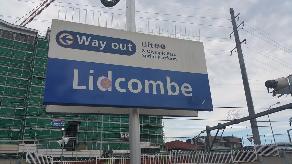 wayfinding sign